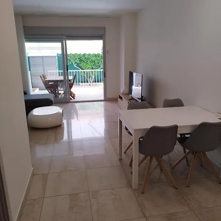 Familiar Con Piscina Y Padel Apartmán *